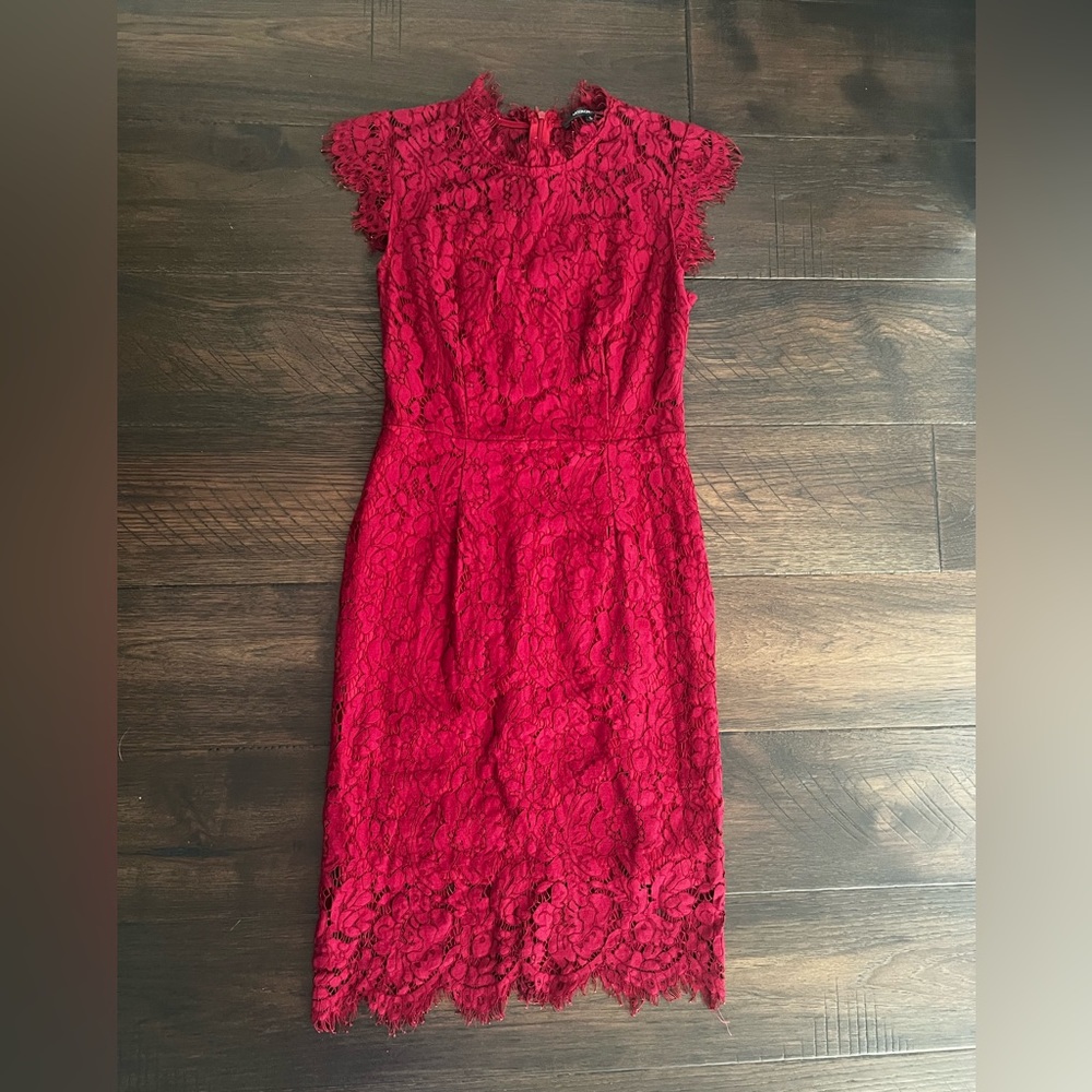 LACE DRESS - Picture 1 of 1